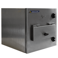 Compact, clean room printer enclosure for washdown locations