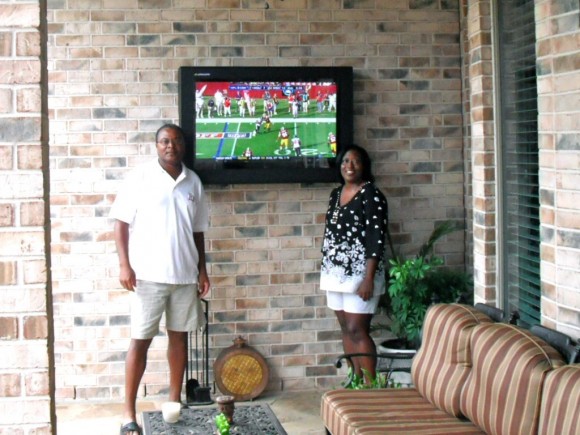 Outdoor TV enclosure