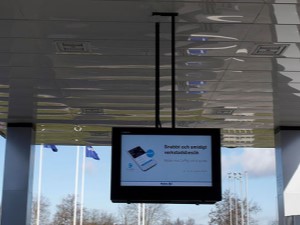 Outdoor Digital Signage | How to Tap Into 5 Future Trends